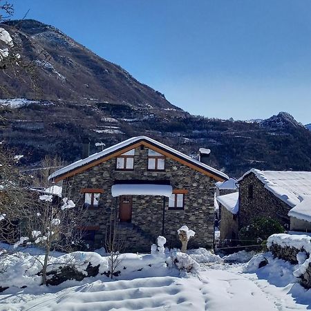 Apartamentos Turisticos: Tu Casa En Sahun Exterior foto
