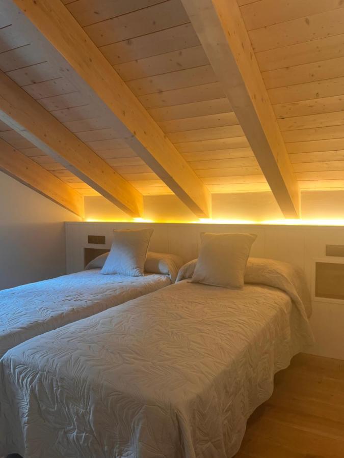 Apartamentos Turisticos: Tu Casa En Sahun Exterior foto