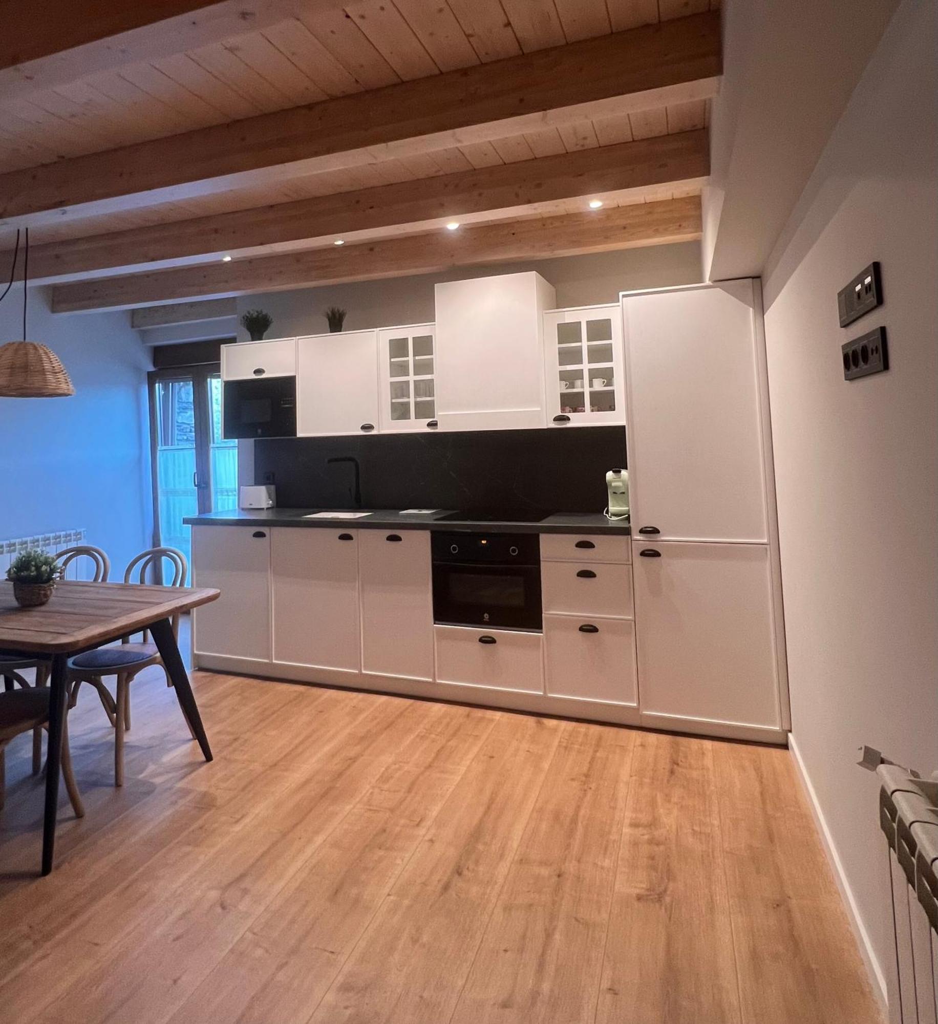 Apartamentos Turisticos: Tu Casa En Sahun Exterior foto